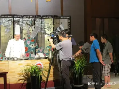秀才爱上兵剧照1
